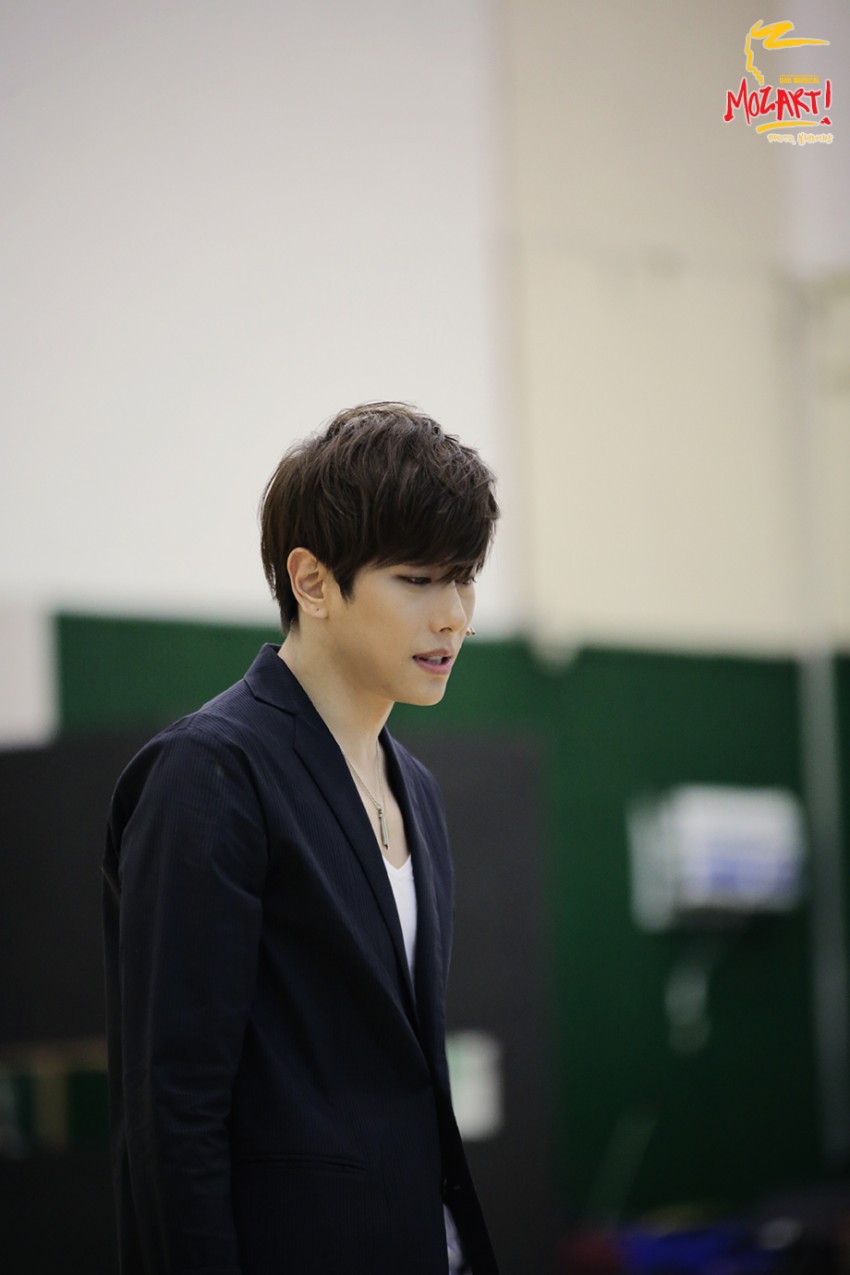  p>朴孝信(park hyo shin),韩国著名男歌手.