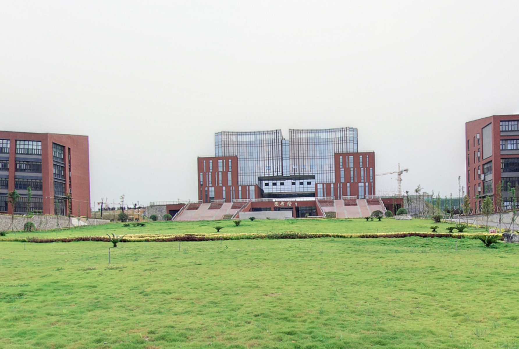  p>安顺职业技术学院,位于 a target="_blank" href="/item/贵州省