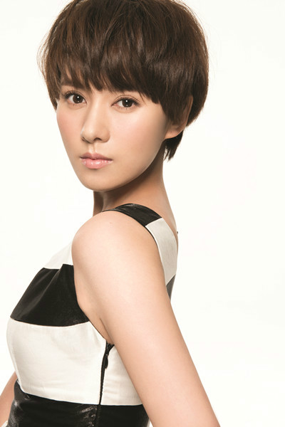  /p> p data-id="go14dkxunr">2009年,杨祖青出演个人荧幕处女作《 a