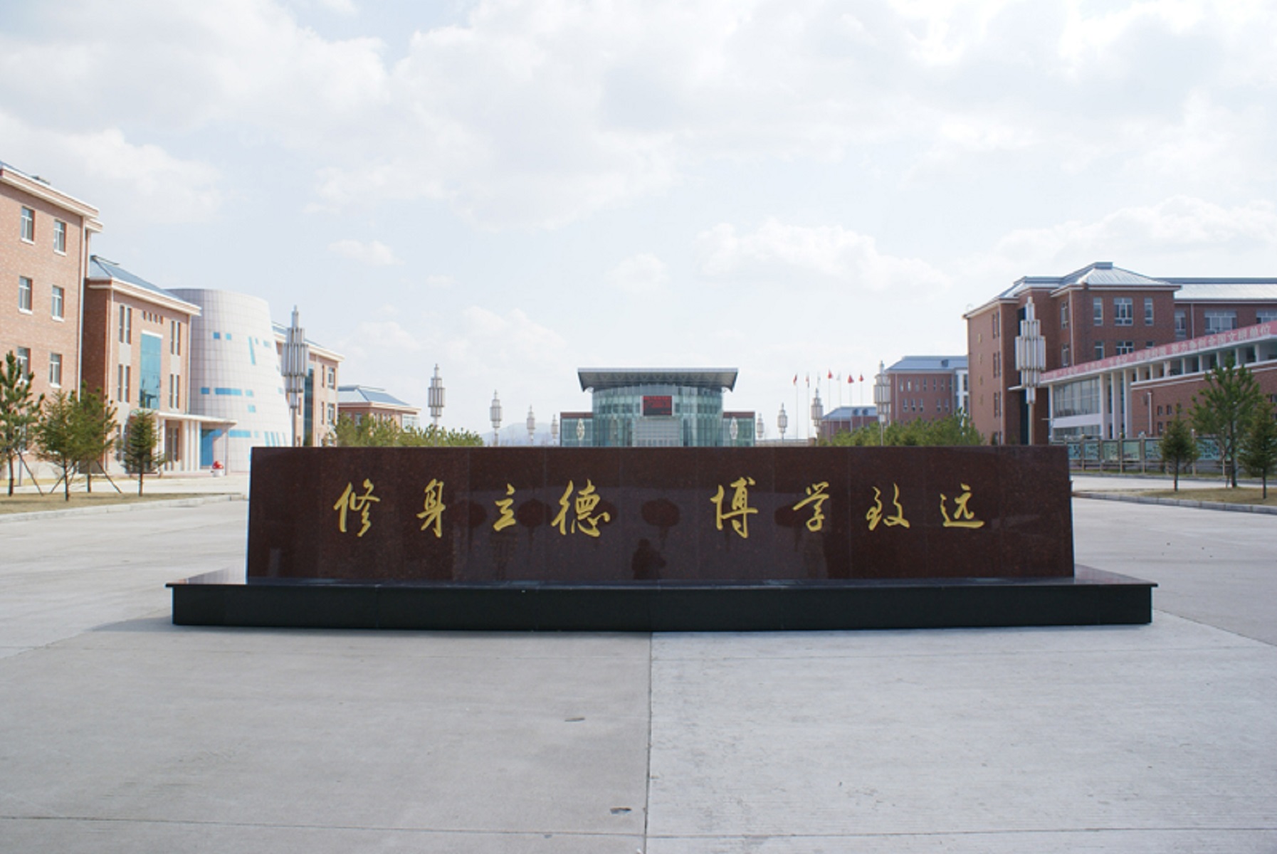  p>牡丹江市第一高级中学,简称牡丹江一中,位于黑龙江省东南部 a href