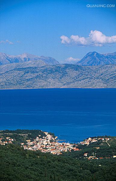 尼亚语 /a>:republika e shqip  ris  ;英语:republic of albania)