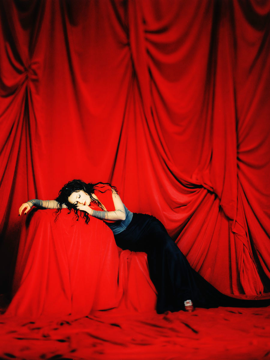  p>莎拉·布莱曼(sarah brightman),1960年8月14日出生于英国伯肯斯特