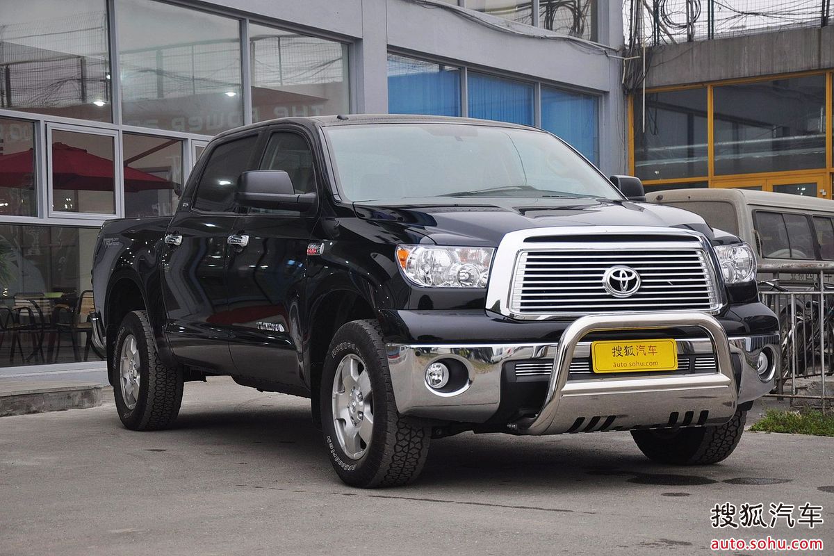 >丰田坦途( a>丰田tundra /a>)是一款日本丰田公司生产的美版的大皮卡