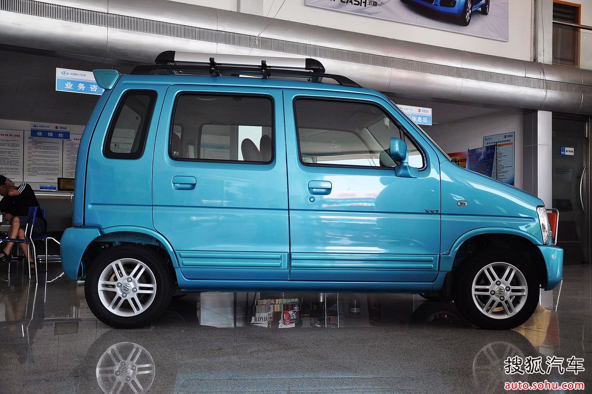  p>铃木北斗星是日本铃木公司推出的汽车品牌. /p>