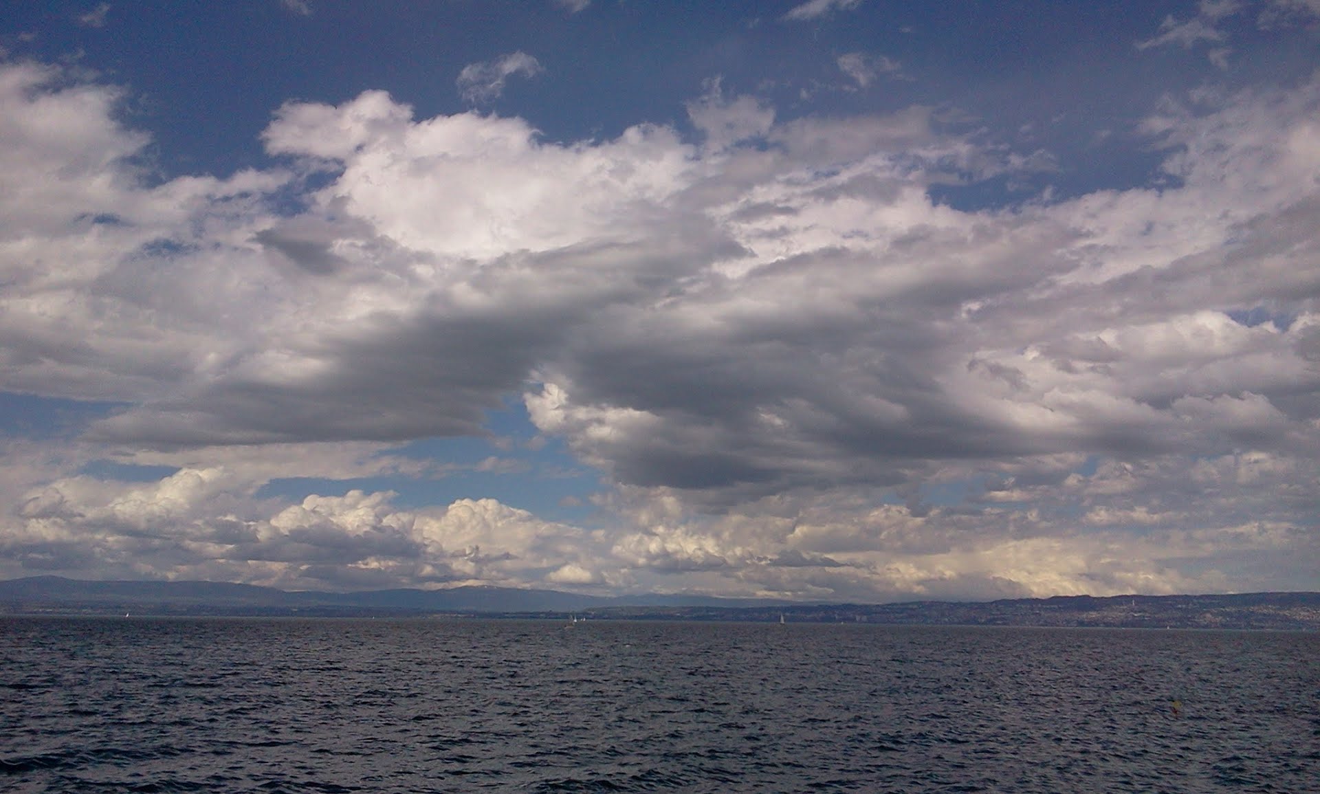 一译"奇尔卡湖",印度最大湖泊