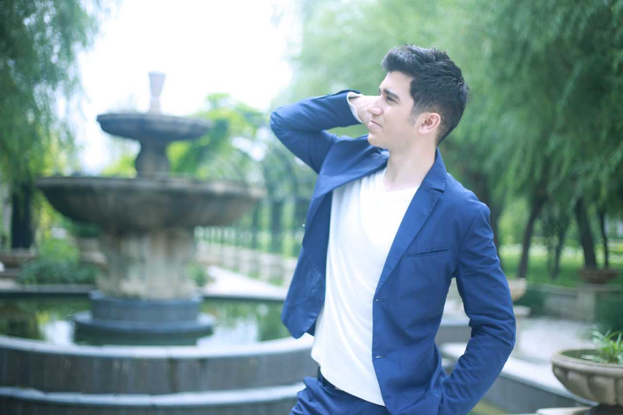 里斯·塔尔哈·卡尔塔夫(土耳其语:  dris talha kartav),曾用名唐强