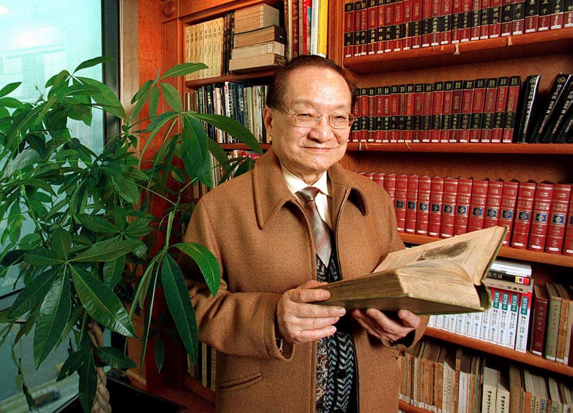 王朔炮轰金庸武侠胡编乱造，根本读不下去，喜欢的人真是没品位_百科TA说