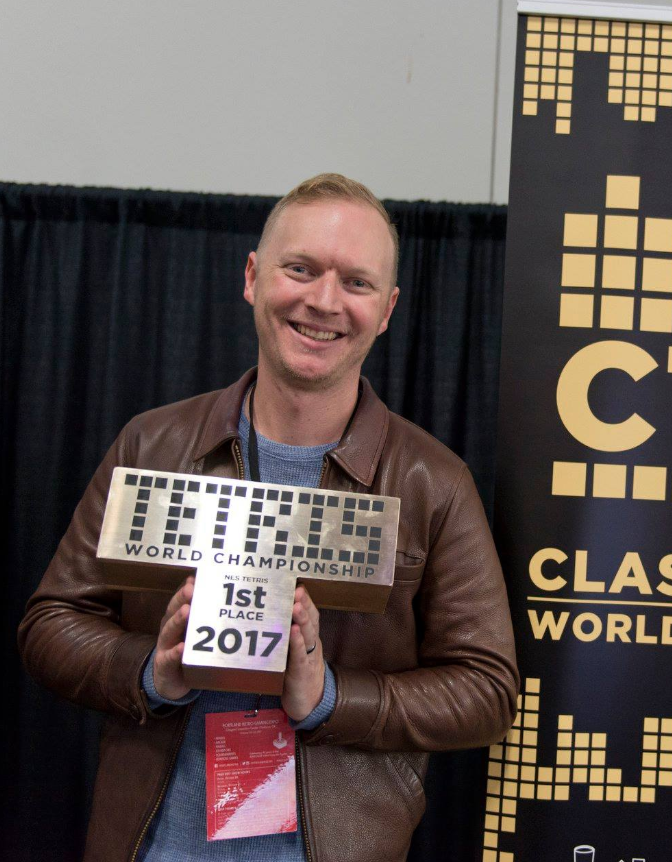 乔纳斯·纽鲍尔