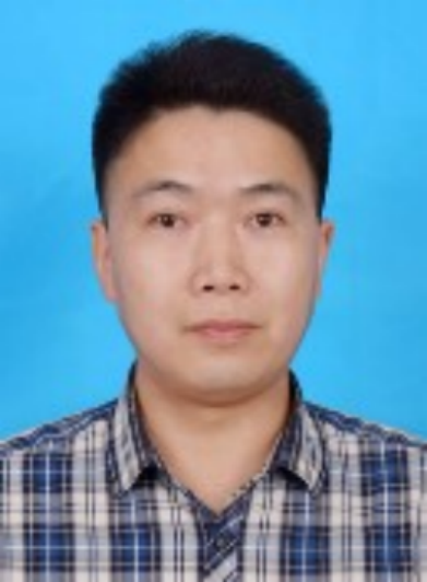 男,汉族,本科学历,1983年7月出生,中共正式党员 /p> p>现任颍州区西湖