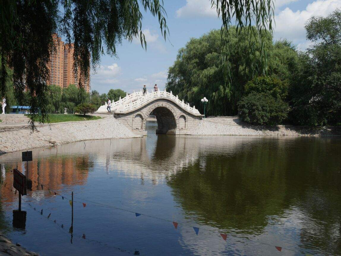 会宁公园位于黑龙江省哈尔滨市 a target="_blank" href="/item/阿城