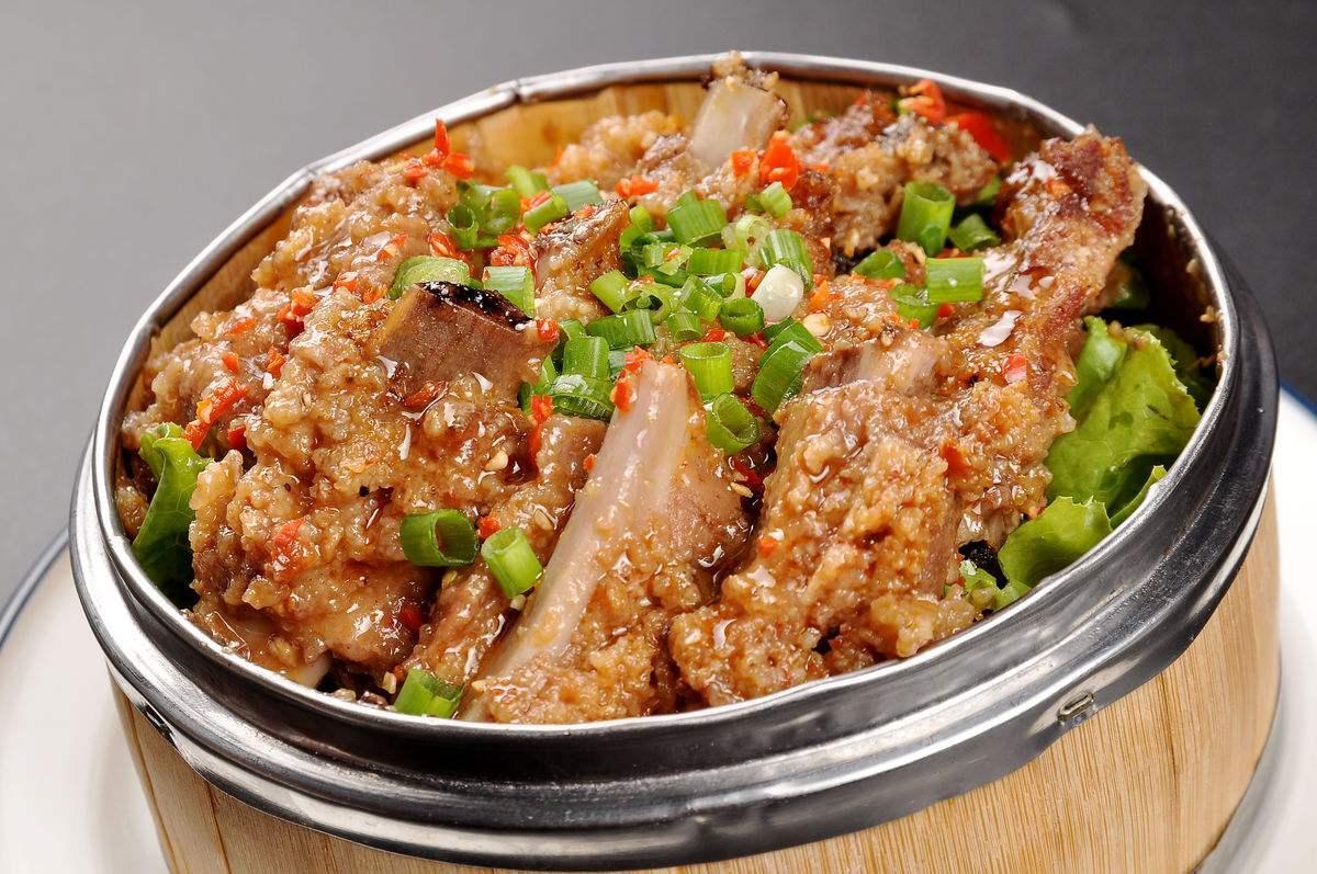 川味粉蒸排骨