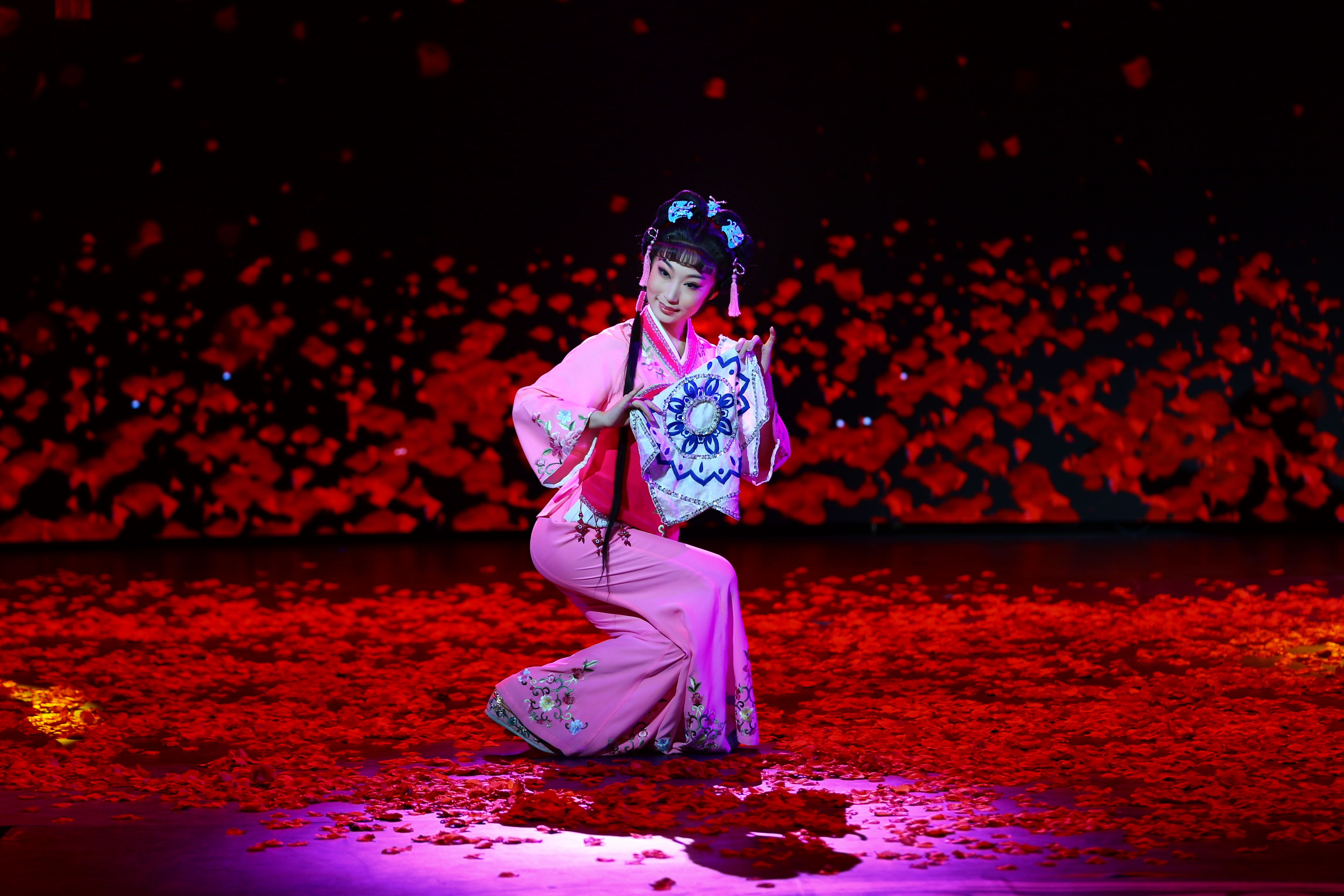 class="ref" data-ctrid="sufcaoivflff">齐梓路,天津评剧院青年演员