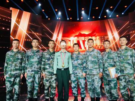 杜富国（南部战区陆军某扫雷排爆大队二级军士长，八一勋章获得者）_百度百科