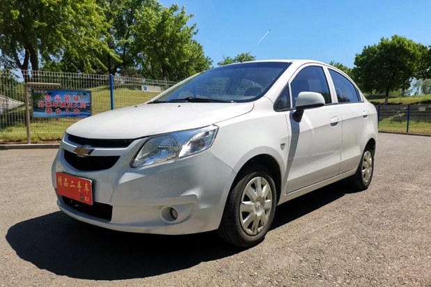 2010款新赛欧三厢1.4l自动优逸版