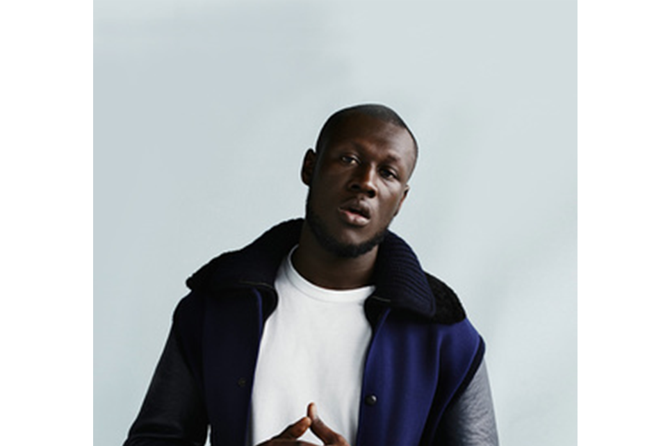  p data-id="gnb7q2h22q">stormzy,英国男歌手.