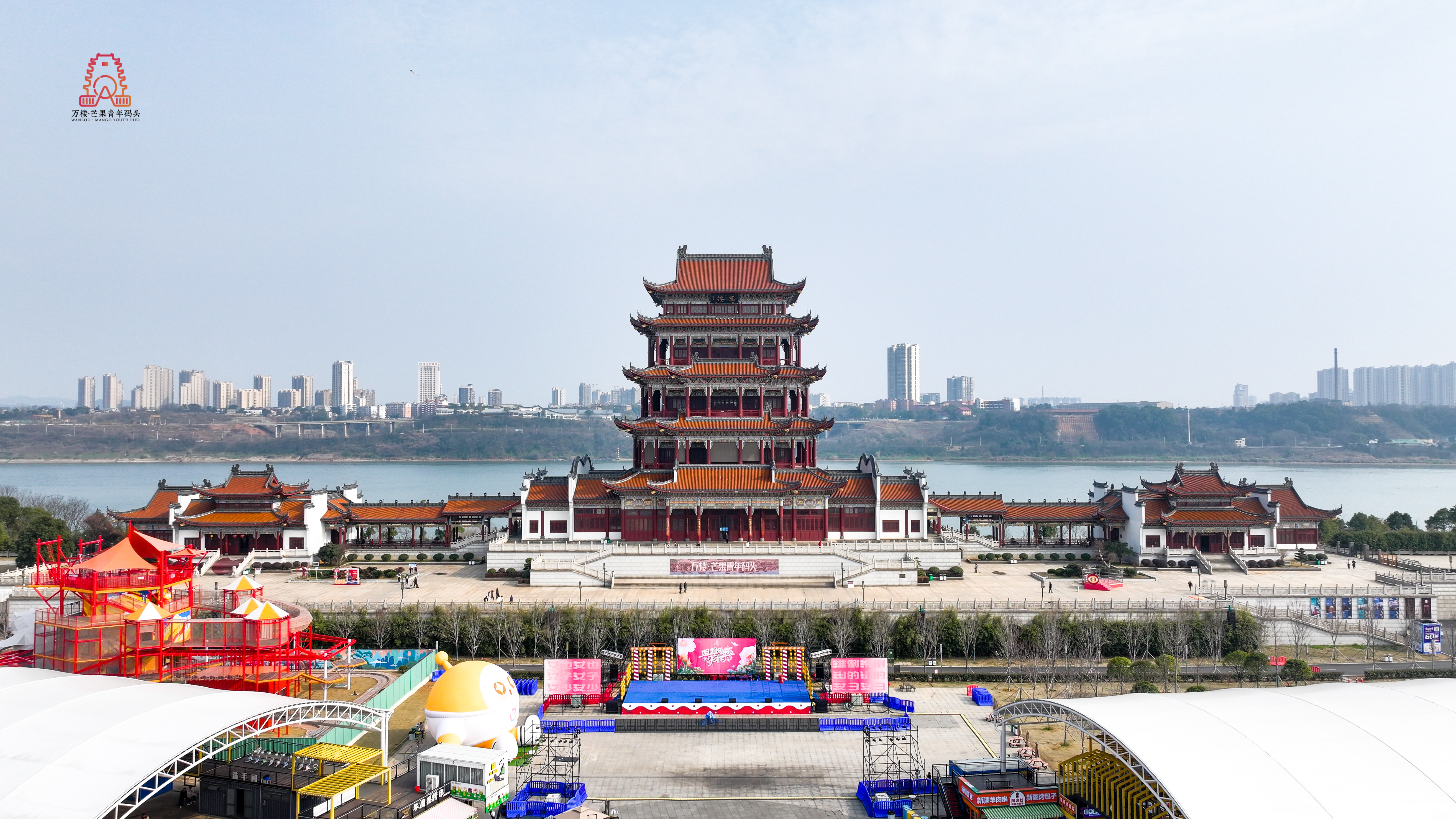 万楼,又名文昌阁,位于<a target="