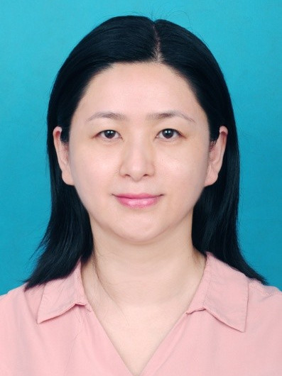 李芳
