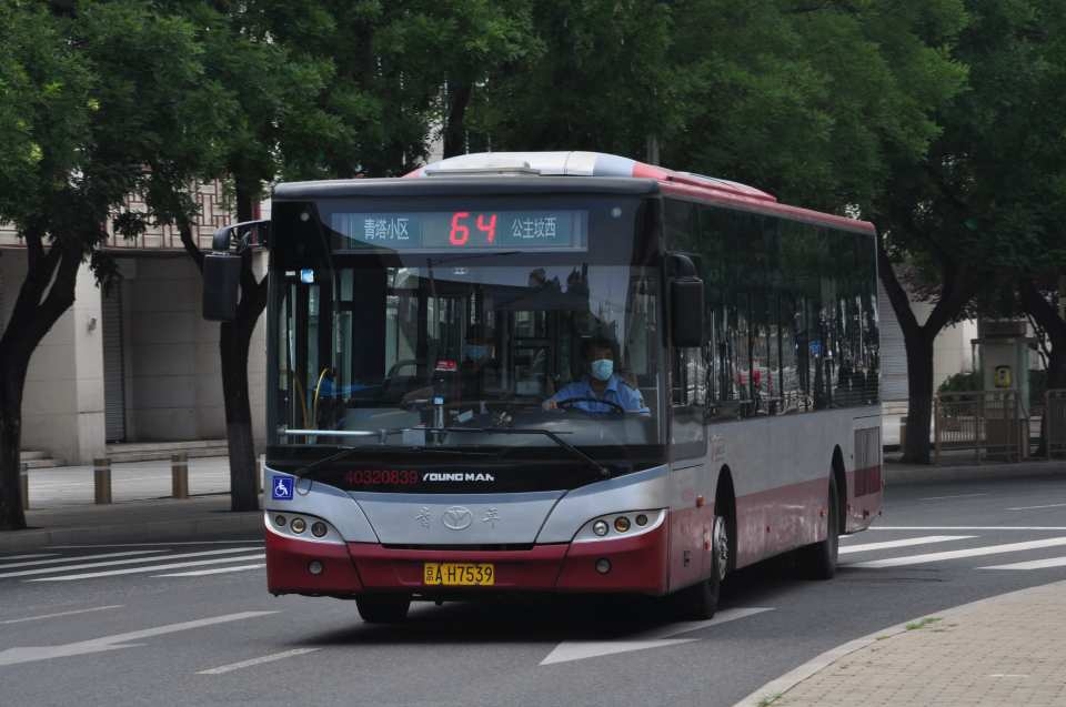 北京公交64路