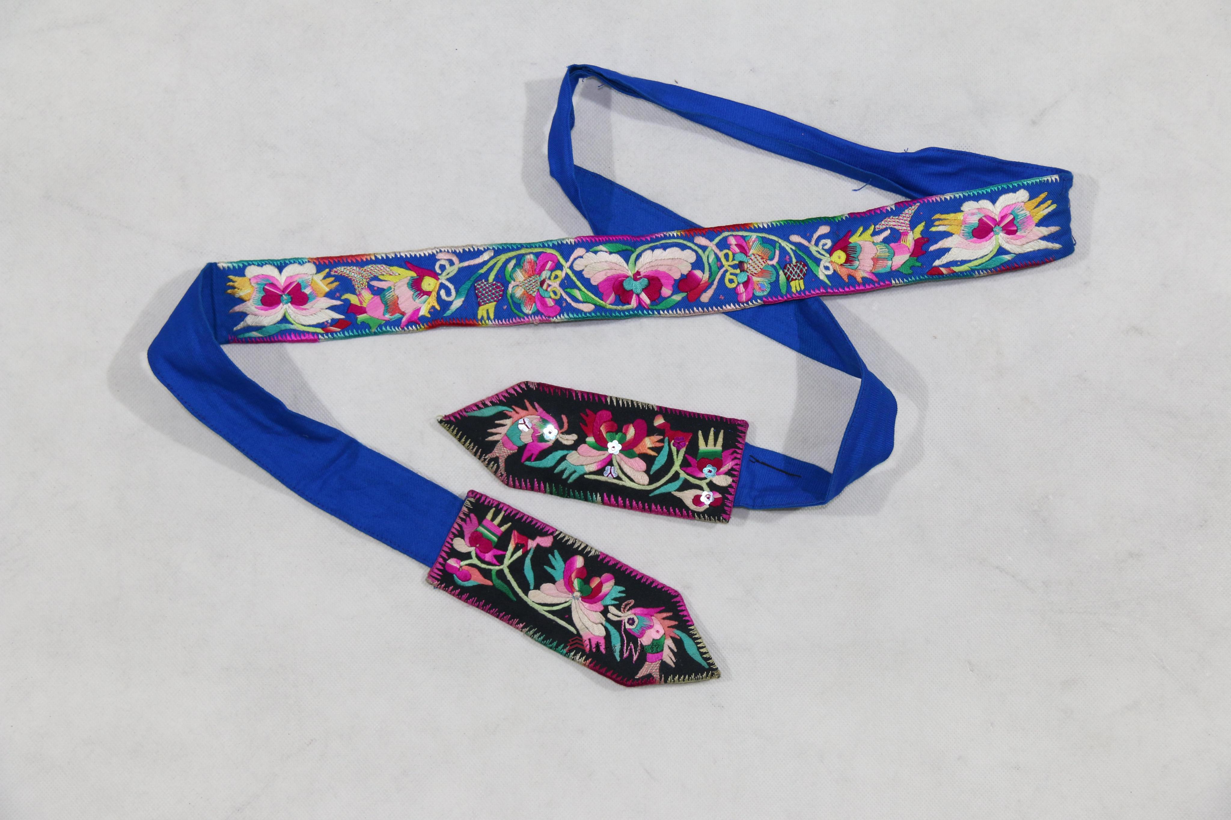 三穗侗族平绣蝶花纹腰带