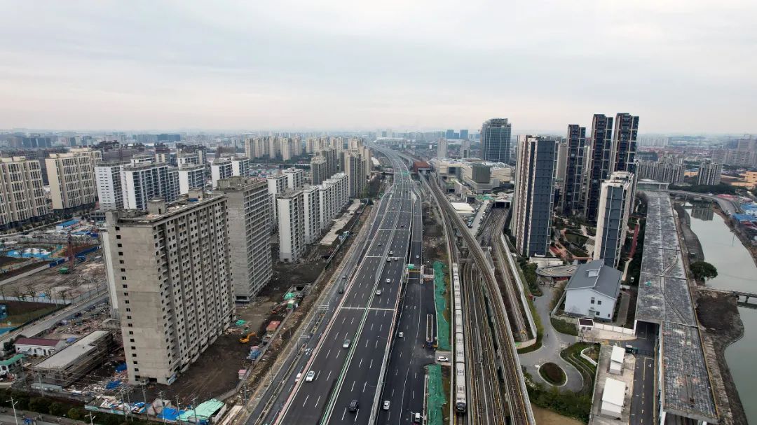 崧泽高架路