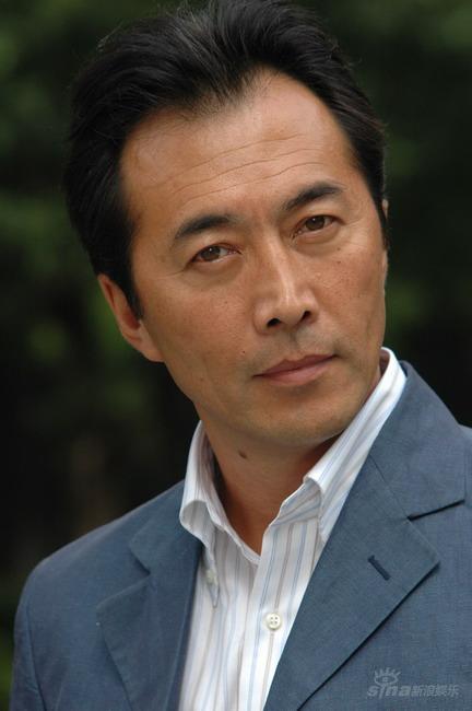  p>《玲珑女》是一部由 a target="_blank" href="/item/张军钊