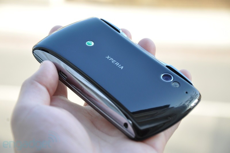 索尼爱立信 xperia play z1i