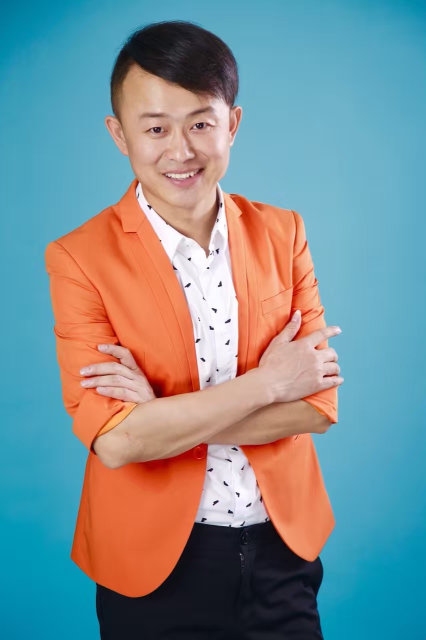  p data-id="gnz26evoxk">小青岛,本名闫立飞, a target="_blank"