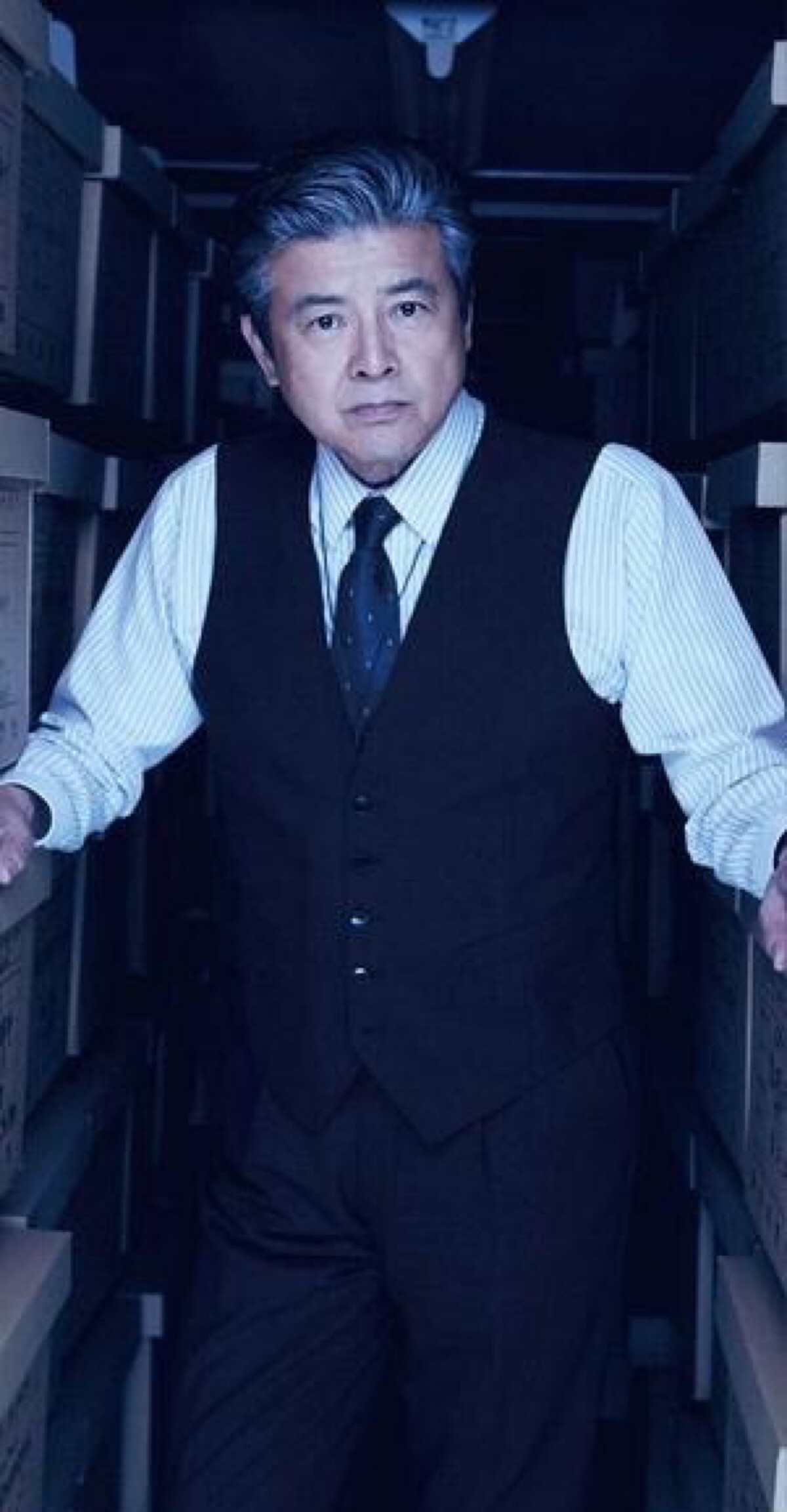 1952年1月28日出生于日本山梨县盐山市(后并入甲州市),日本影视男演员