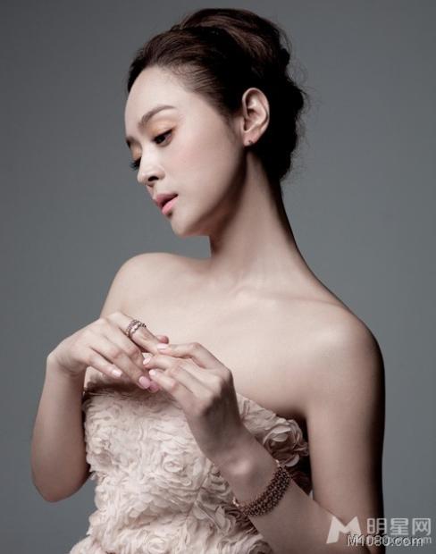  p>禹喜珍,1975年5月24日出生于韩国首尔,韩国女演员.