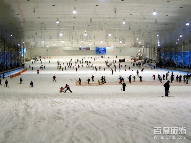 银七星室内滑雪场
