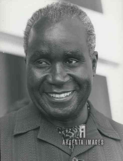 肯尼思·卡翁达