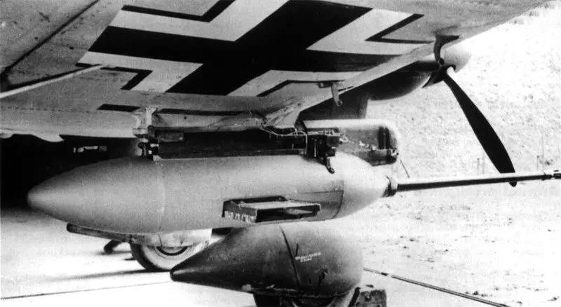 ju-87 斯图卡俯冲轰炸机