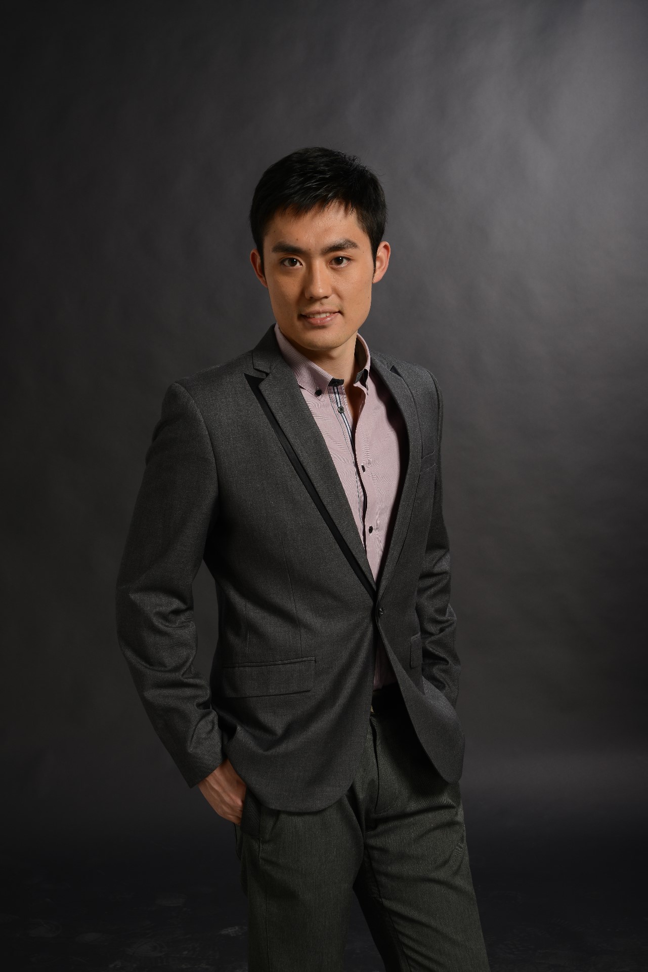  p data-id="gnbl75yqye">刘阳,1987年出生于 a target="_blank" href