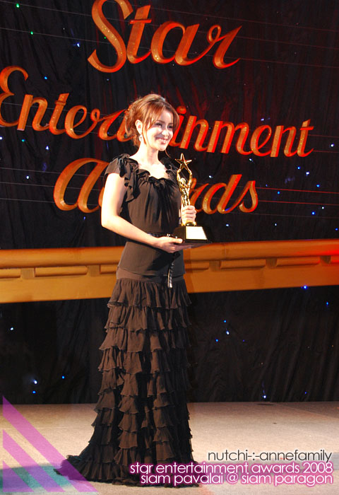  p>安妮·彤帕拉松(ann) sup data-ctrid="2thchmhefvm">1 /sup>,1976