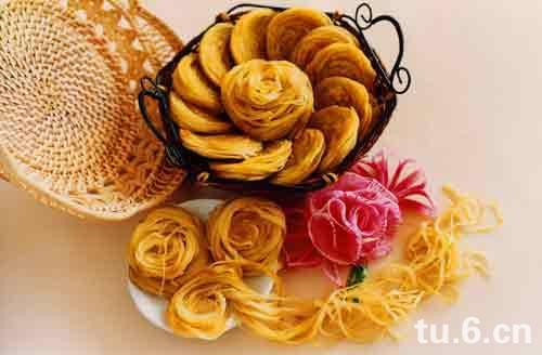  p data-id="gnbrjx0m8j">黄糕是北方的一种面