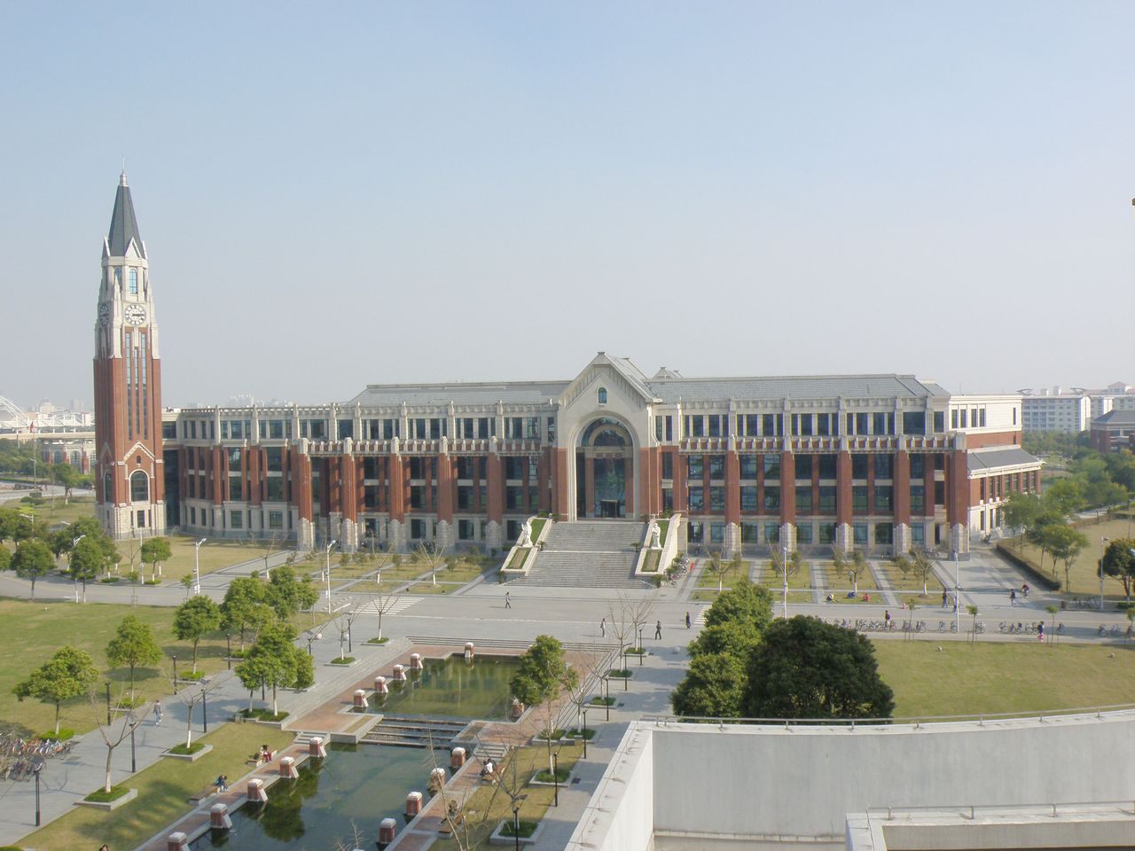 华东政法大学