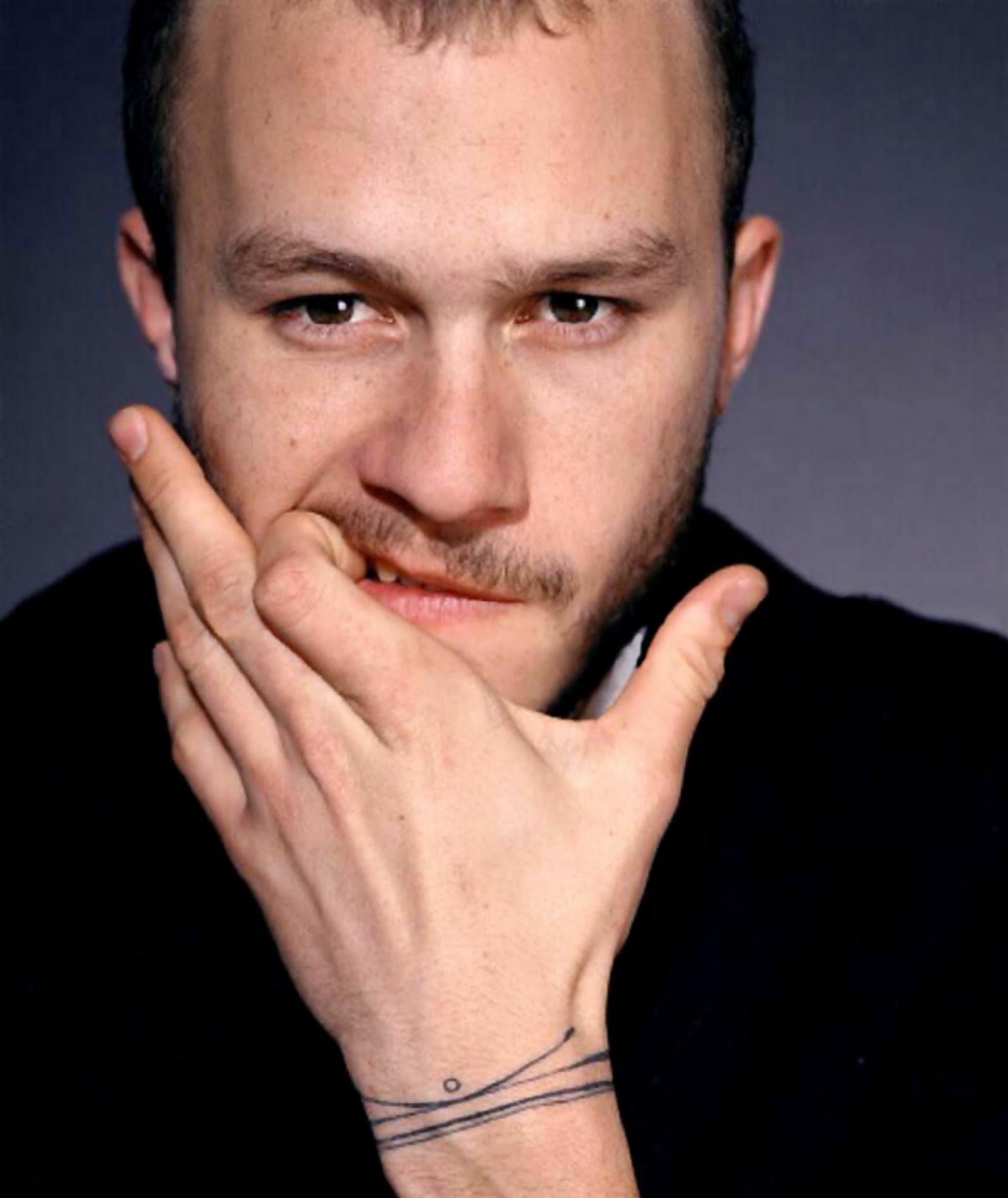  p>希斯·莱杰(heath ledger,1979年4月4日-2008年1月22日),出生于