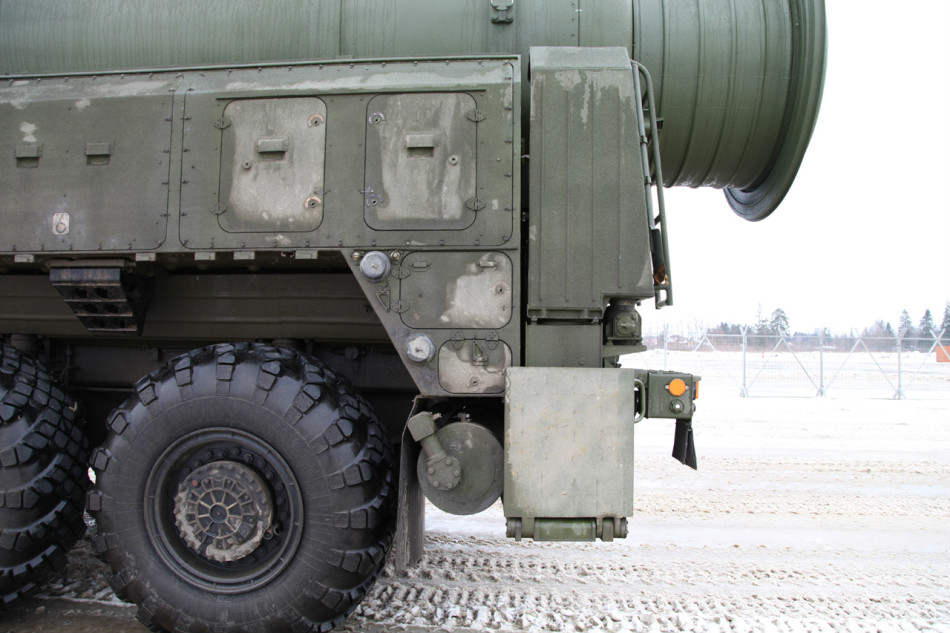  p>rt-2pm2弹道导弹( a>俄 /a>文:РТ-2ПМ2   Тополь-М