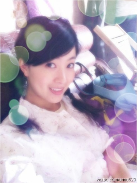 段乃心是中国内地的主持人,女演员