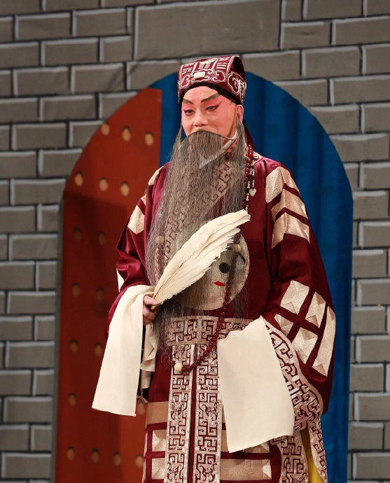 饰非拒谏( 饰非拒谏是什么意思 )