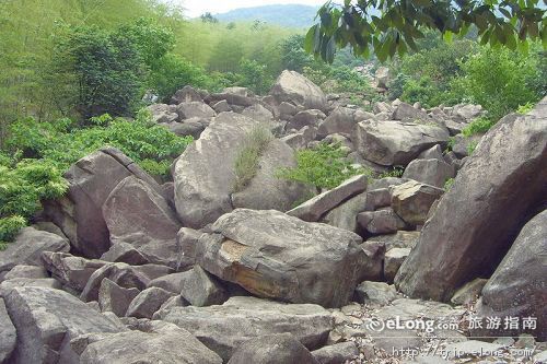 大石浪地处中国竹乡 a target="_blank" href="/item/安吉县/1243332"