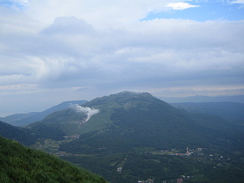 blank href/item/台北>台北/a>市和新北市境,台湾最著名的火山区