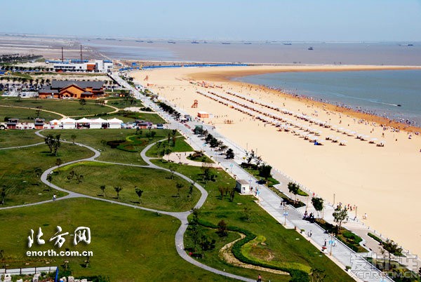  p>天津海滨旅游度假区素有" a target="_blank" href="/item/海滨
