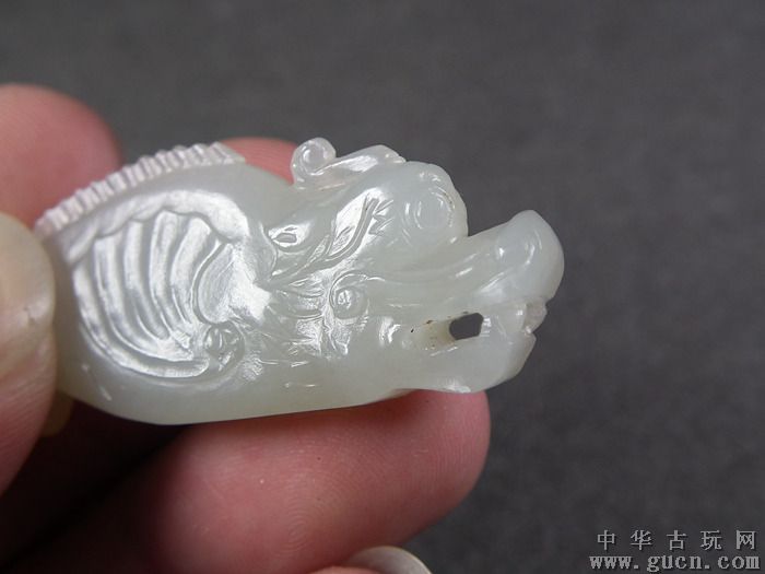 辽和阗白玉摩羯鱼