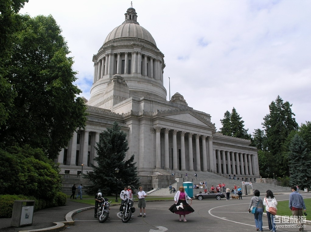  p>国会山(capitol hill),也就是国会大厦,指作为美国国会办公机构的