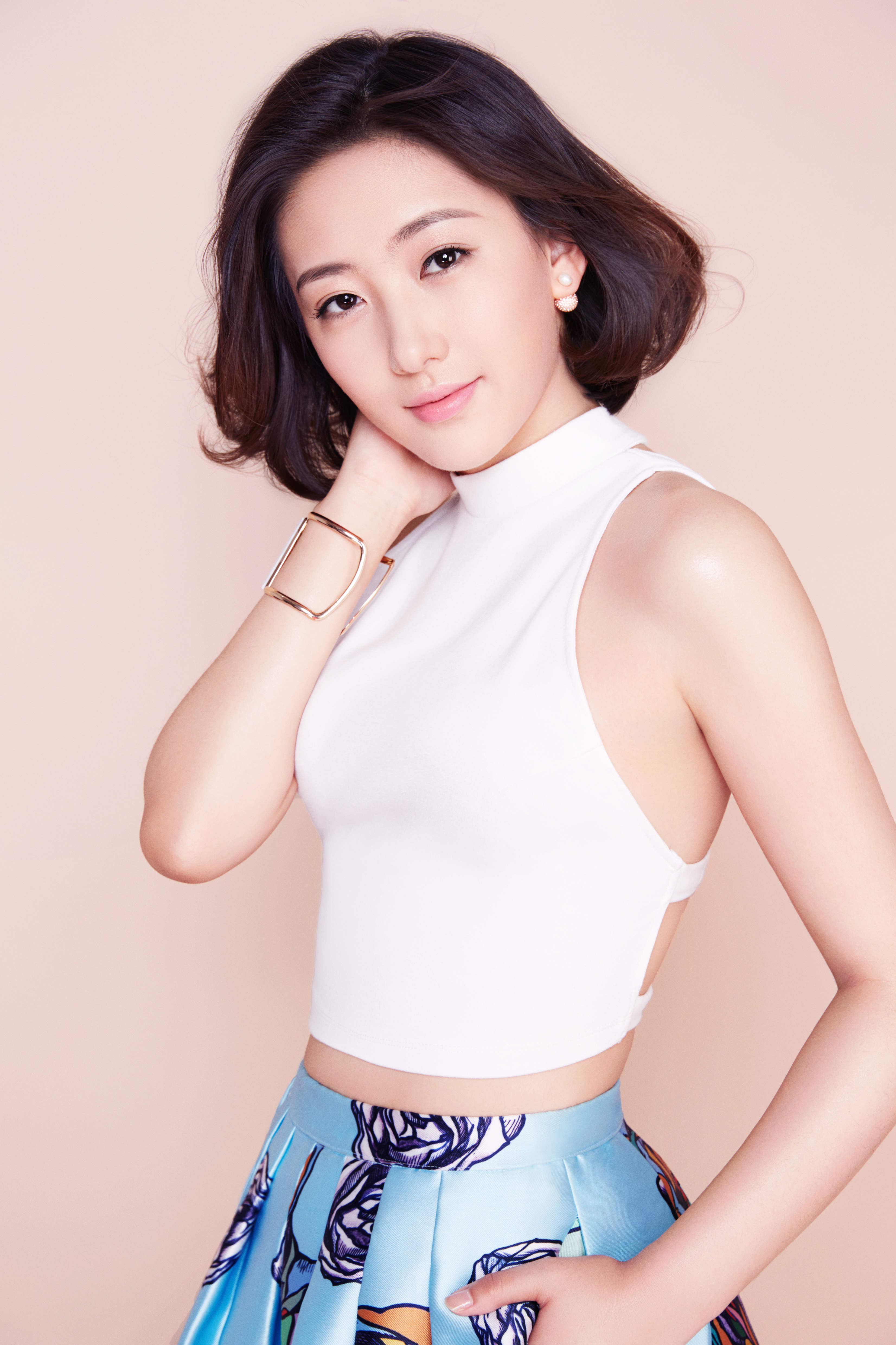 id="go1ot75j7v">赵思,7月30日出生于河北省唐山市,中国内地女演员