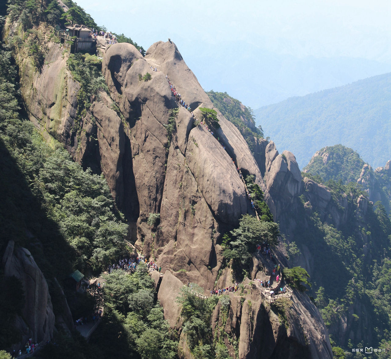 黄山百步云梯