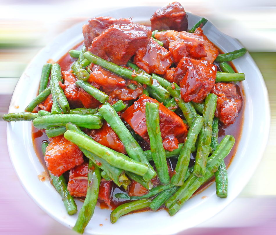 红烧肉丁烧豆角