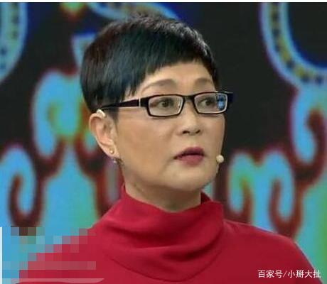 戴志诚搂侯耀文前妻入怀，被抛弃的杨蕾，为何说那场婚姻是噩梦？_百科TA说