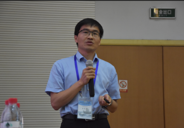  p data-id="go0mvowuoo">王立平,1980年生,宁夏 span class="ref"